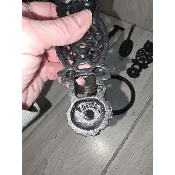 Vintage Cast Iron Owl & More Wall Mount Swivel Arm Brackets Plant Hangers Lot - Picture 5 of 9